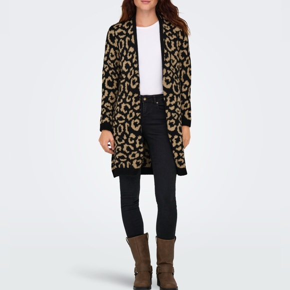 Aqua Sweaters - Aqua Cardigan